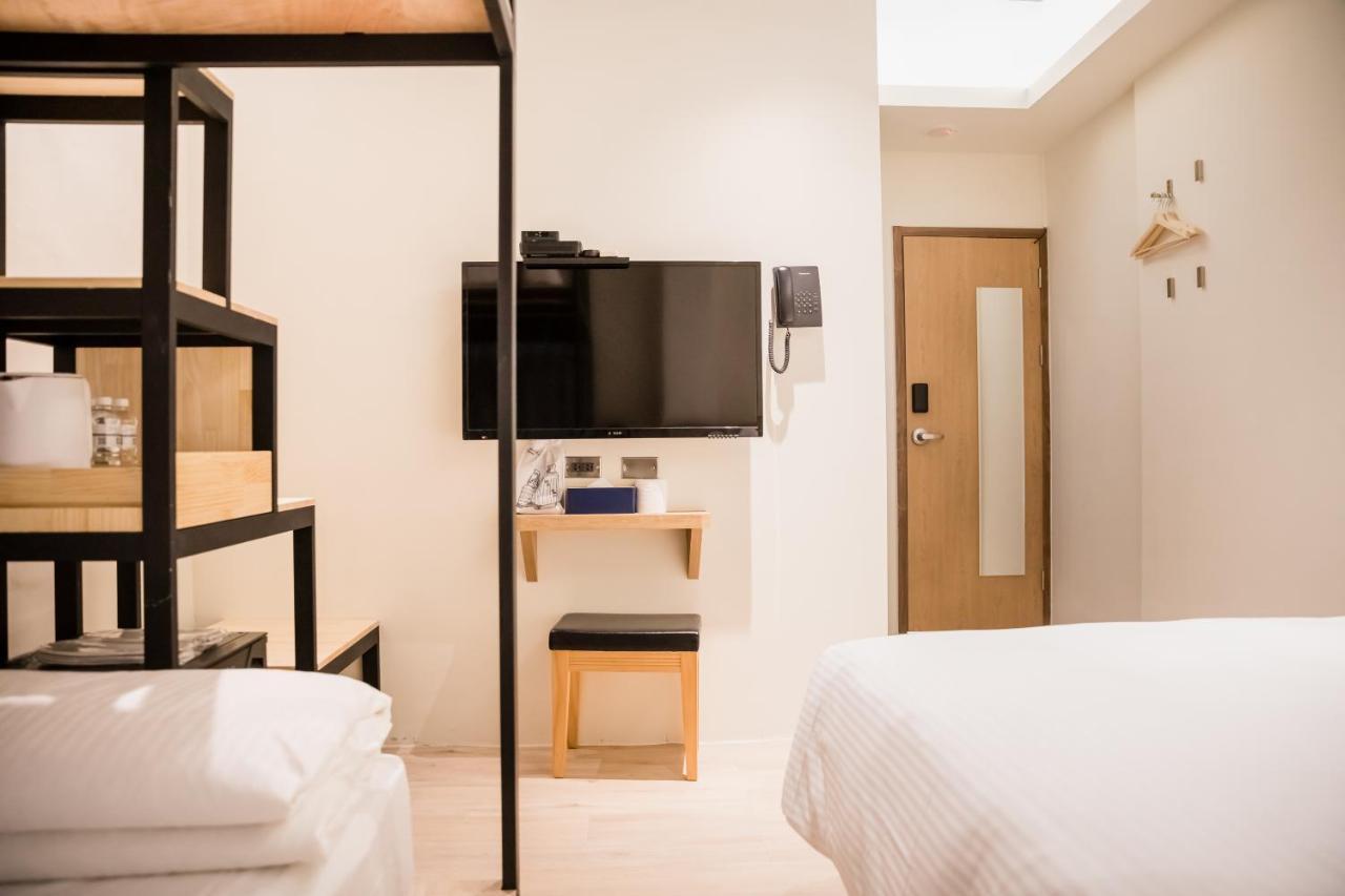 Traveller-Inn Day Moon Hotel Taitung Екстер'єр фото