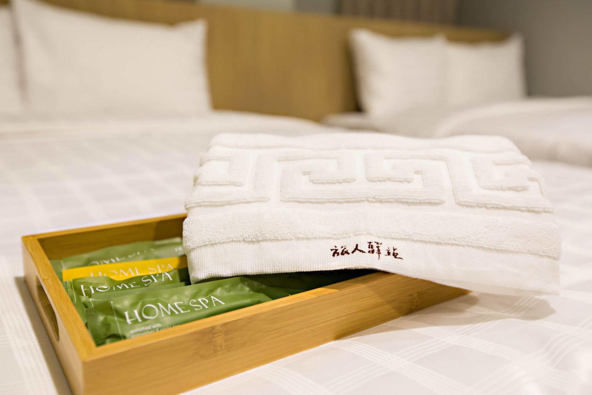 Traveller-Inn Day Moon Hotel Taitung Екстер'єр фото